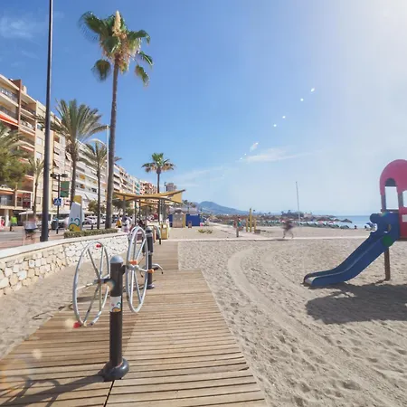 Cubo's Side Trinidad 아파트 *