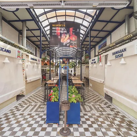 Cubo's Side Trinidad 아파트